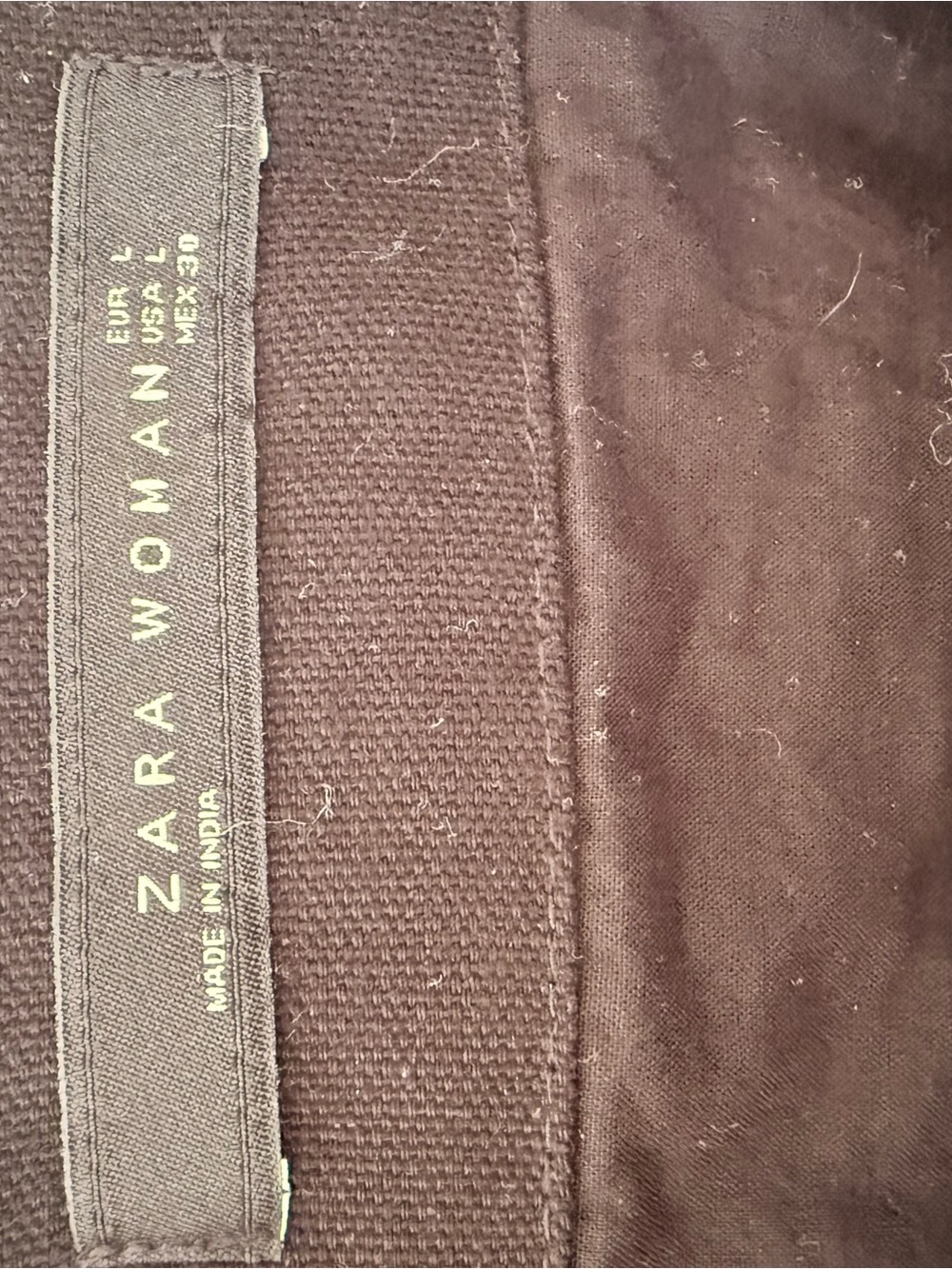 Zara Woman Black Textured Mini Skirt - Picture 5 of 5